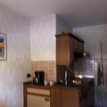 Geraeumiges Ferienhaus Beverungen Bagian luar foto